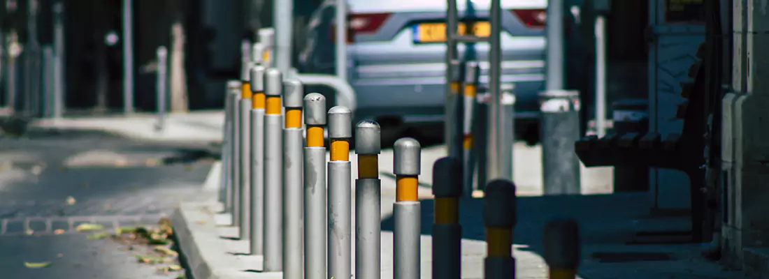 Safe and Convenient Retractable Barrier Column Systems for Properties in Glenvar Heights, FL